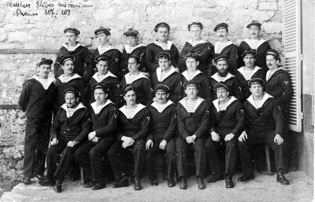 1907-1908 Promotion Matelots élèves mécaniciens 1.jpg