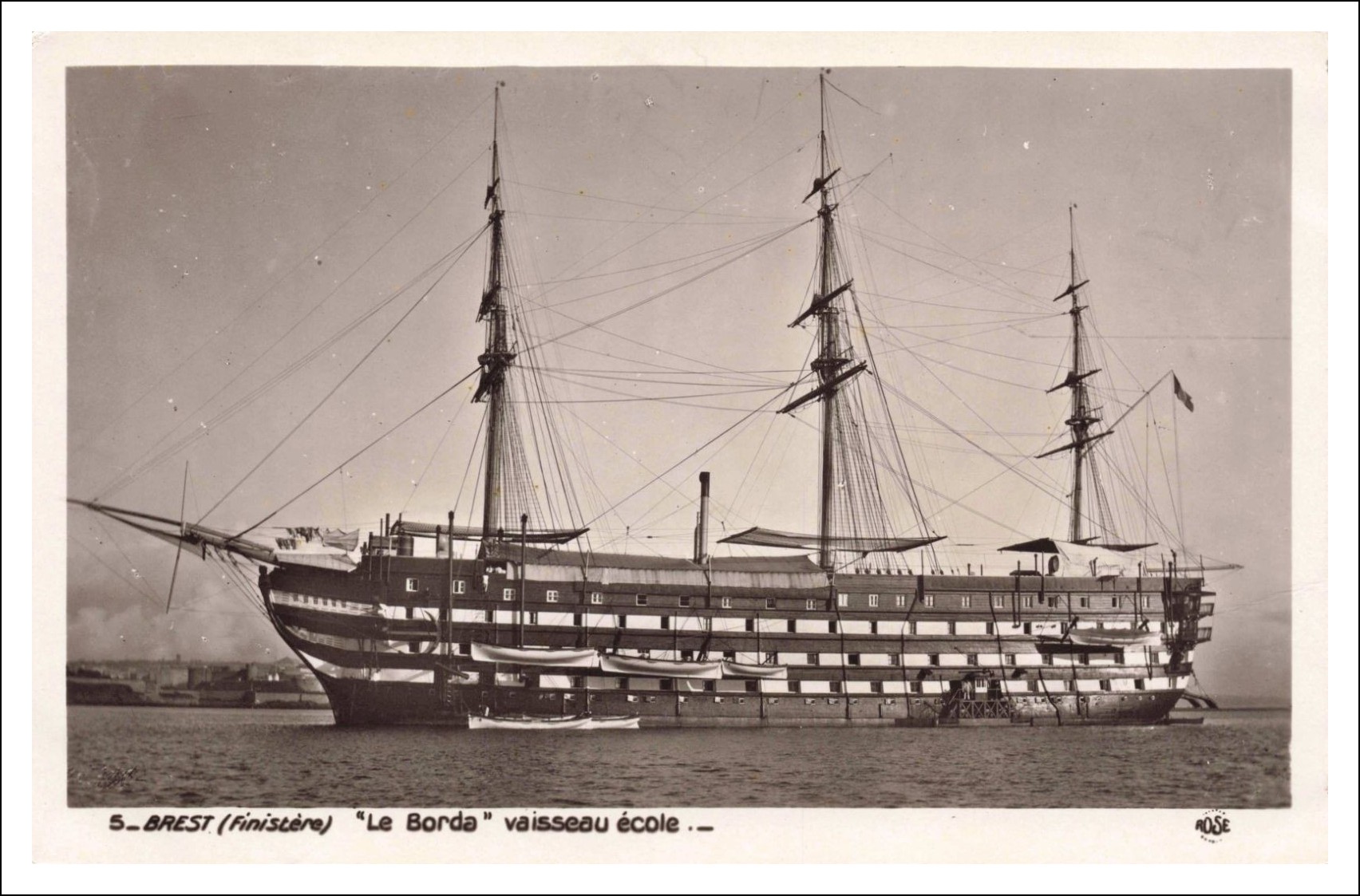 BORDA Vaisseau école - Brest.jpg