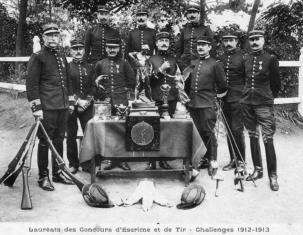 1913-1914 Adjudant maître d'escrime breveté 8e Cuirassiers 1.jpg