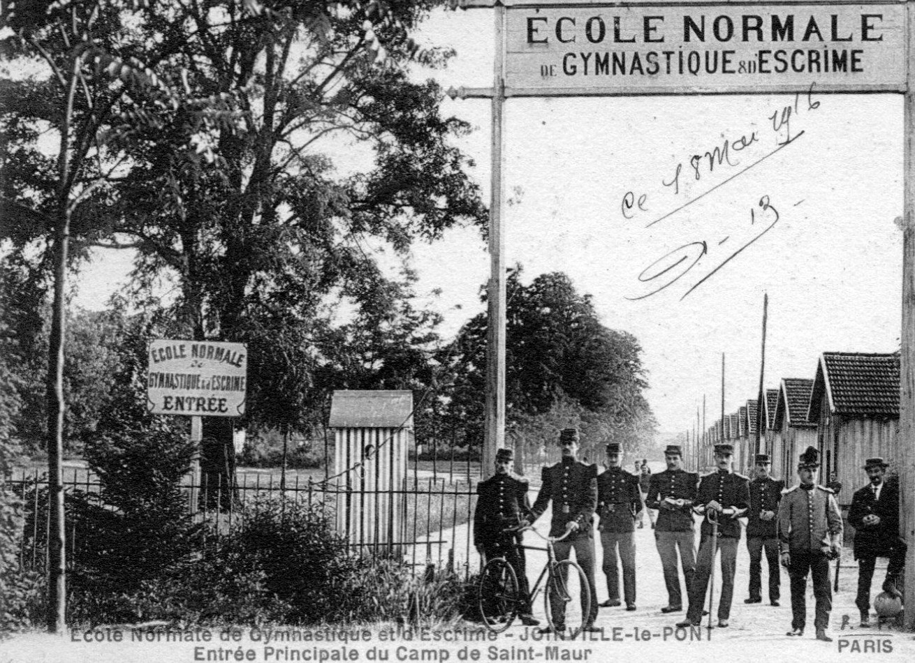 1916 Centre Instruction Elèves Aspirants 1.jpg