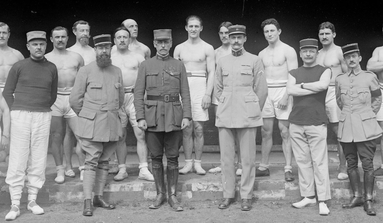 1918 Cadre.jpg