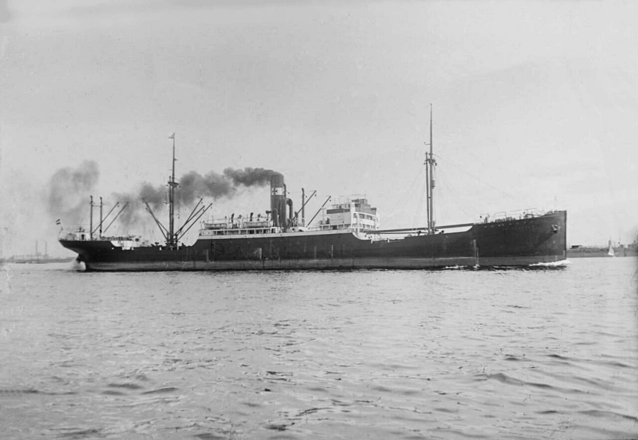 Argenfels_ex_Ockenfels_1910_Bau_Nr_235_DDG_Hansa.jpg