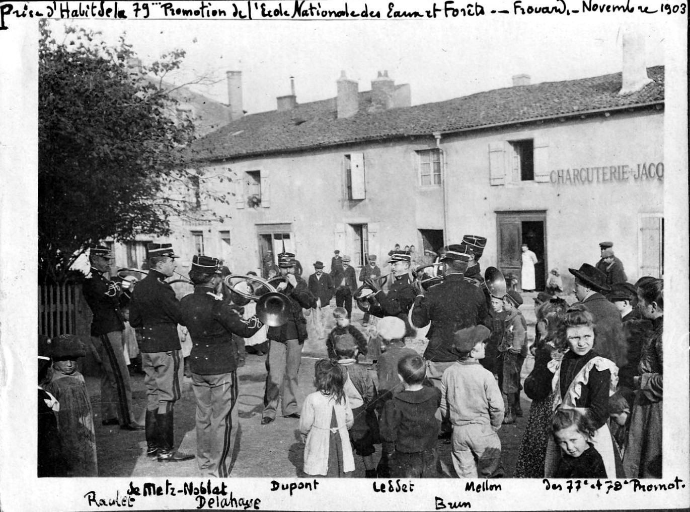 1903 Promotion 05.jpg