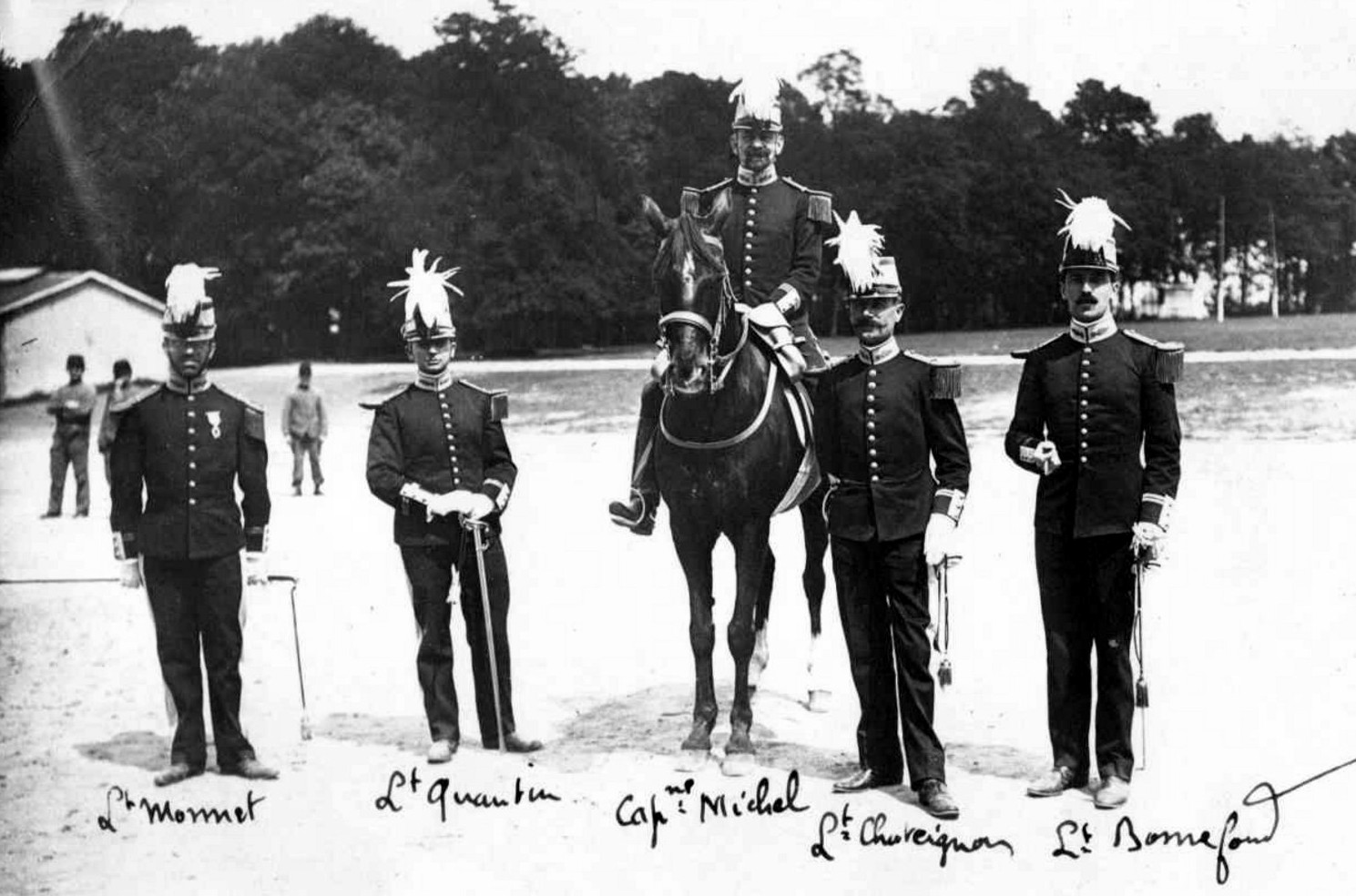 1913-1914 Officiers Cadre.jpg