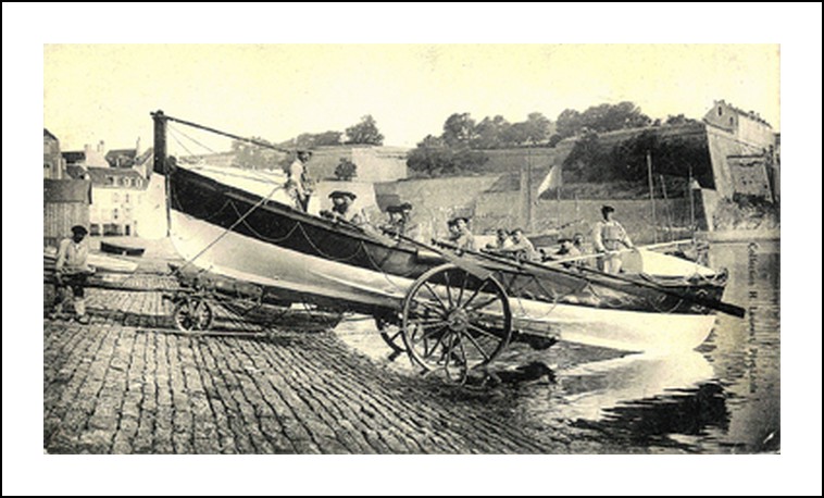 Canot VAUVERT DE MEAN.jpg