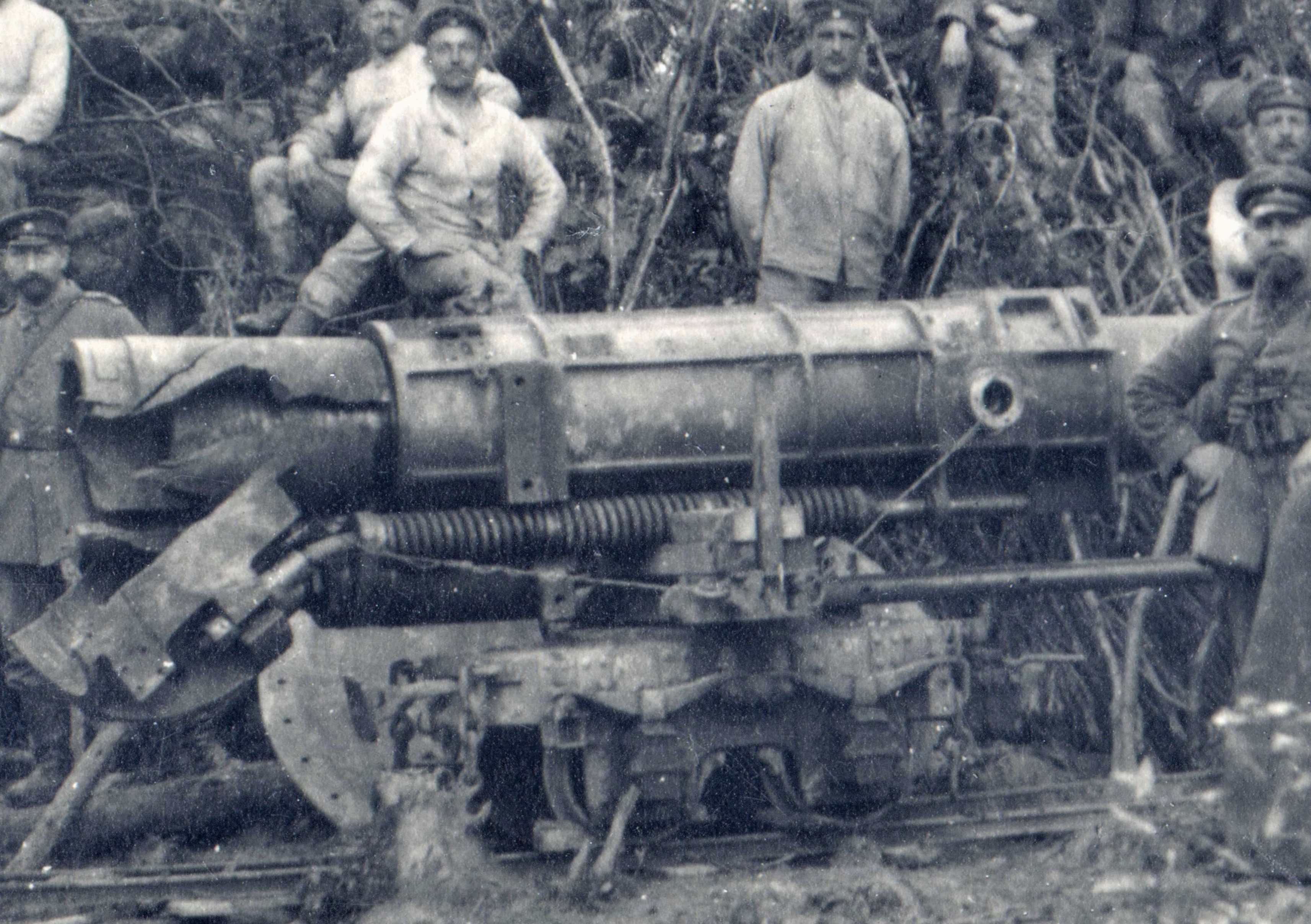 14 cm mle 1910 wagon Péchot Herméville.jpg