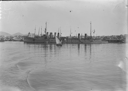 JURIEN DE LA gRAVIERE 1917 au Pireee 2421937_1_1.jpg