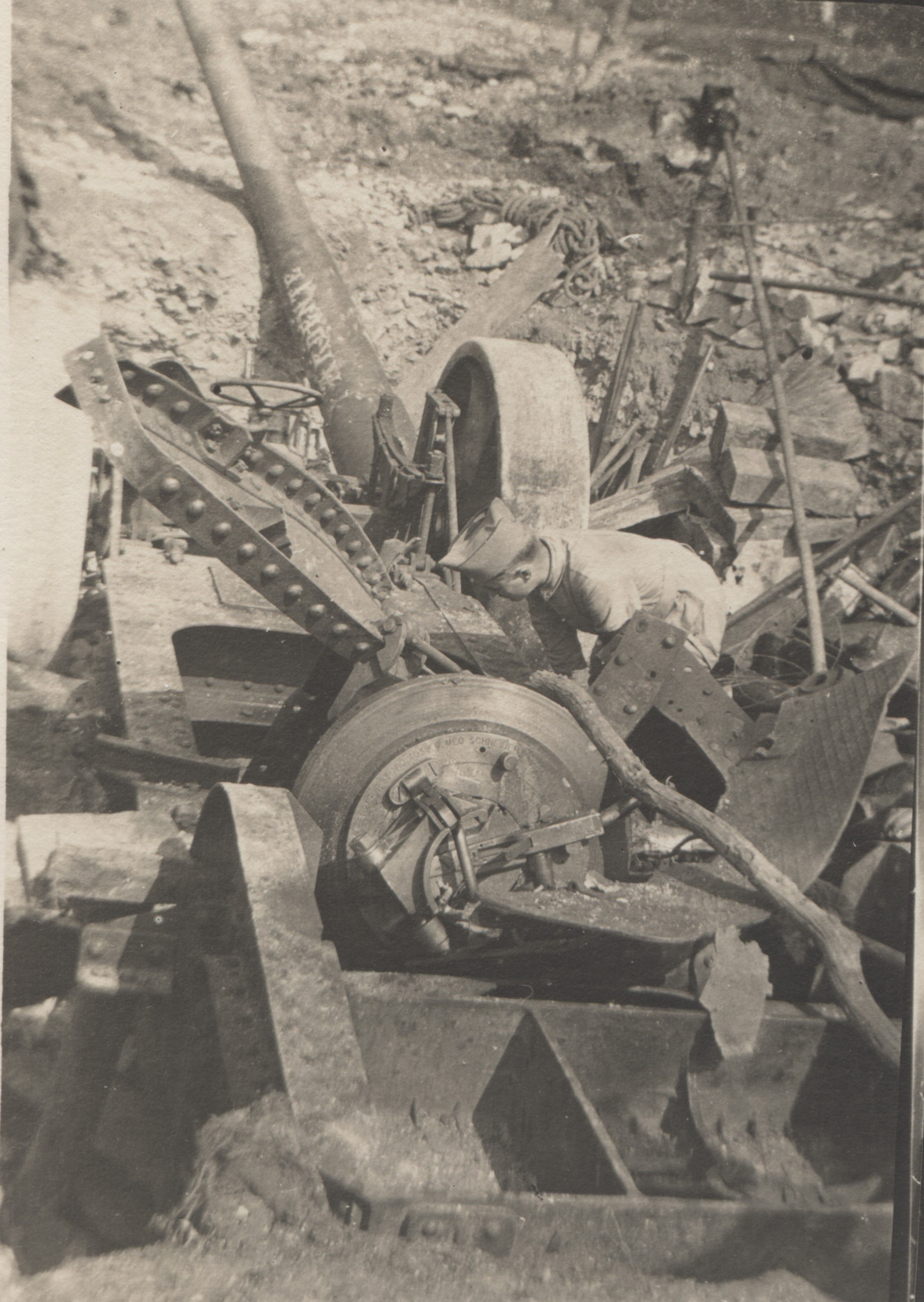 14cm mle 1891-2 Ardente août 1917 R 1893 n° 10.jpg