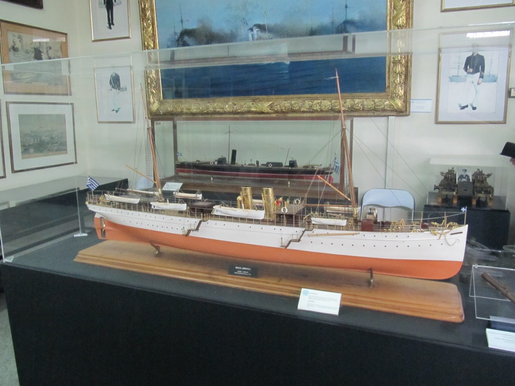 AMPHITRITE hmm-piraeus225.jpg