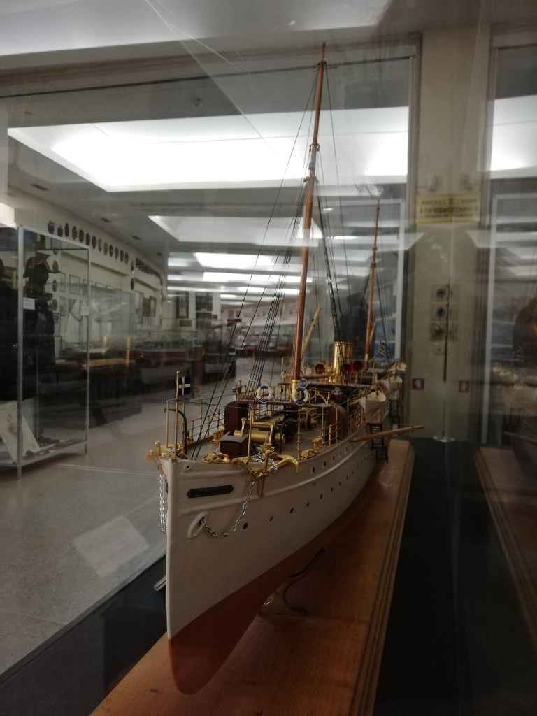 AMPHITRITE hmm-piraeus227.jpg