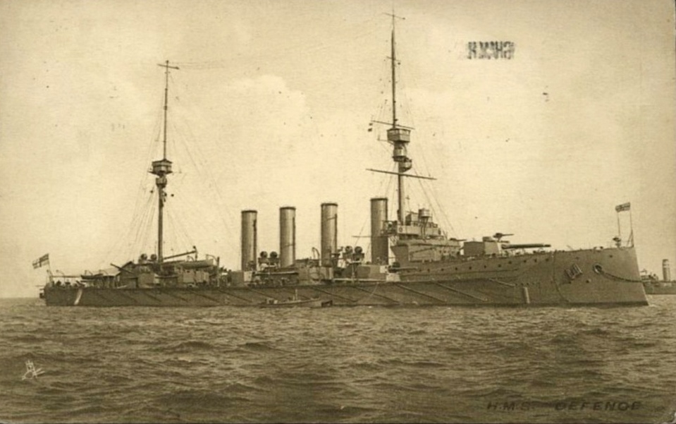 DEFENCE defenc11.jpg