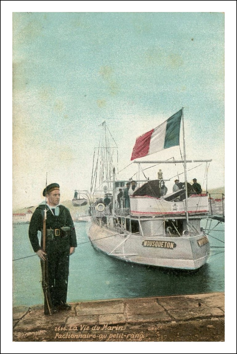 MOUSQUETON Factionnaire.jpg