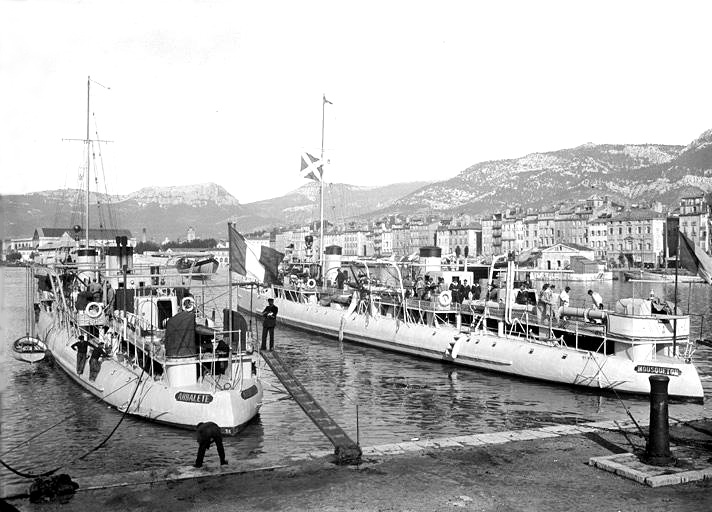 MOUSQUETON – Torpilleur d’escadre – A –  .jpg