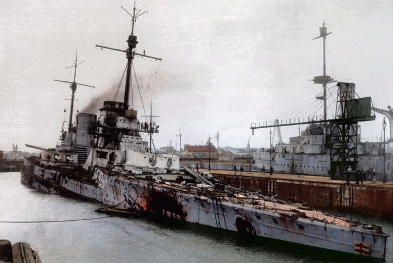 SEYDLITZ 1916 6 à wilhelmshaven pour réparation  jutland.jpg