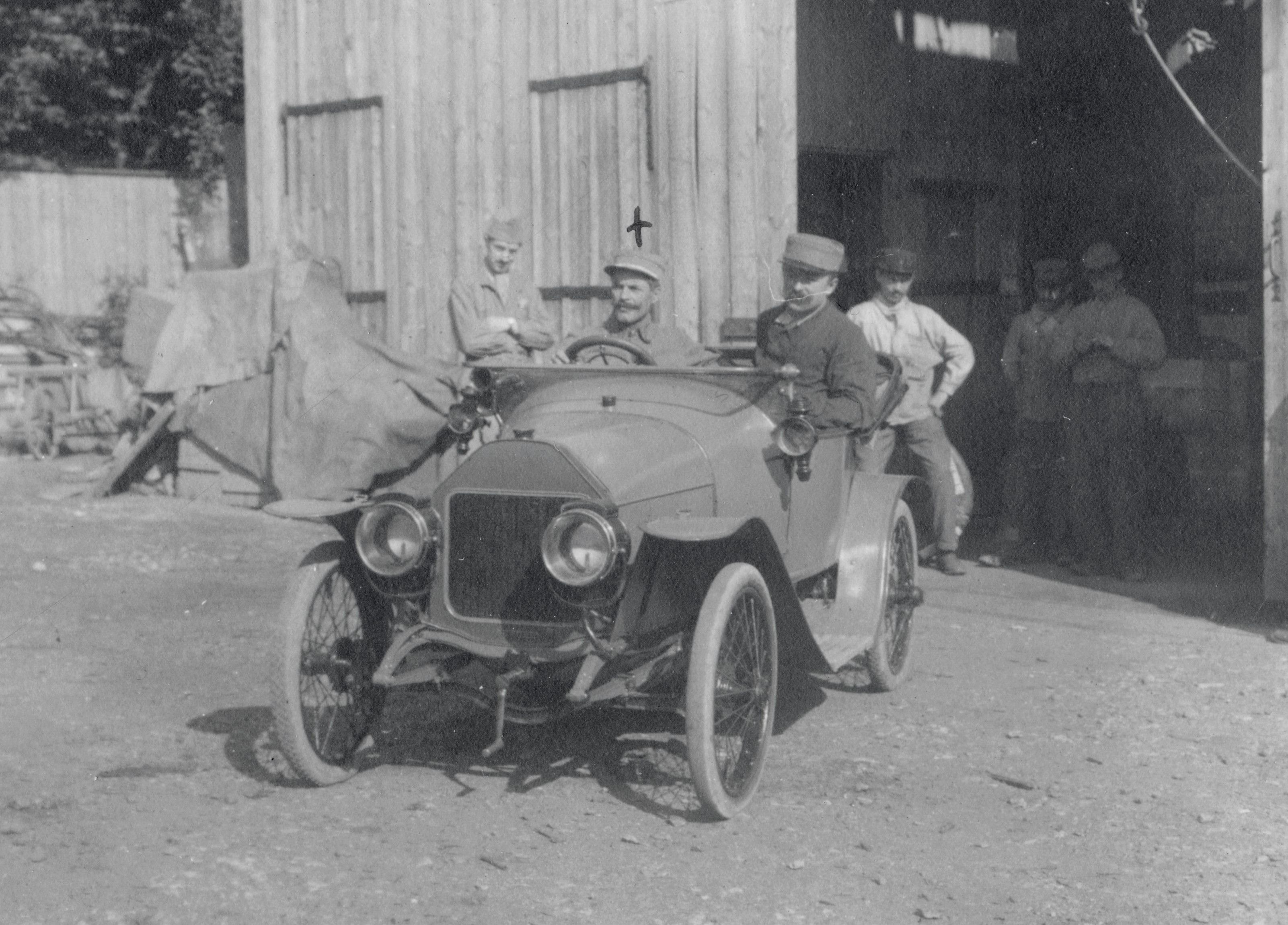 VL Zèbre 84e RALT IIe Gr 3e Bie 10-9-17.jpg