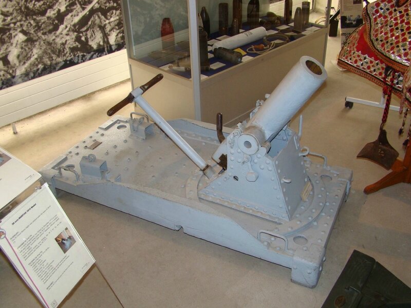 mortier 75T mle 15 schneider.jpg