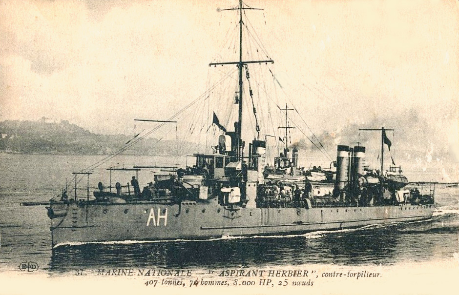 ASPIRANT-HERBER – Torpilleur d’escadre – II – .jpg