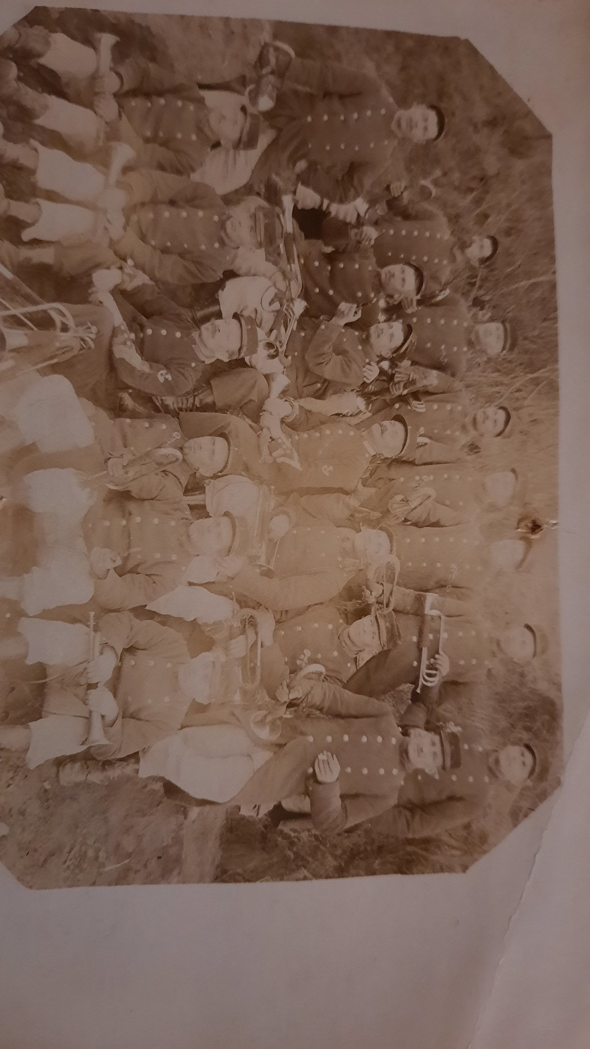 il doit etre sur cette photo mon aieul