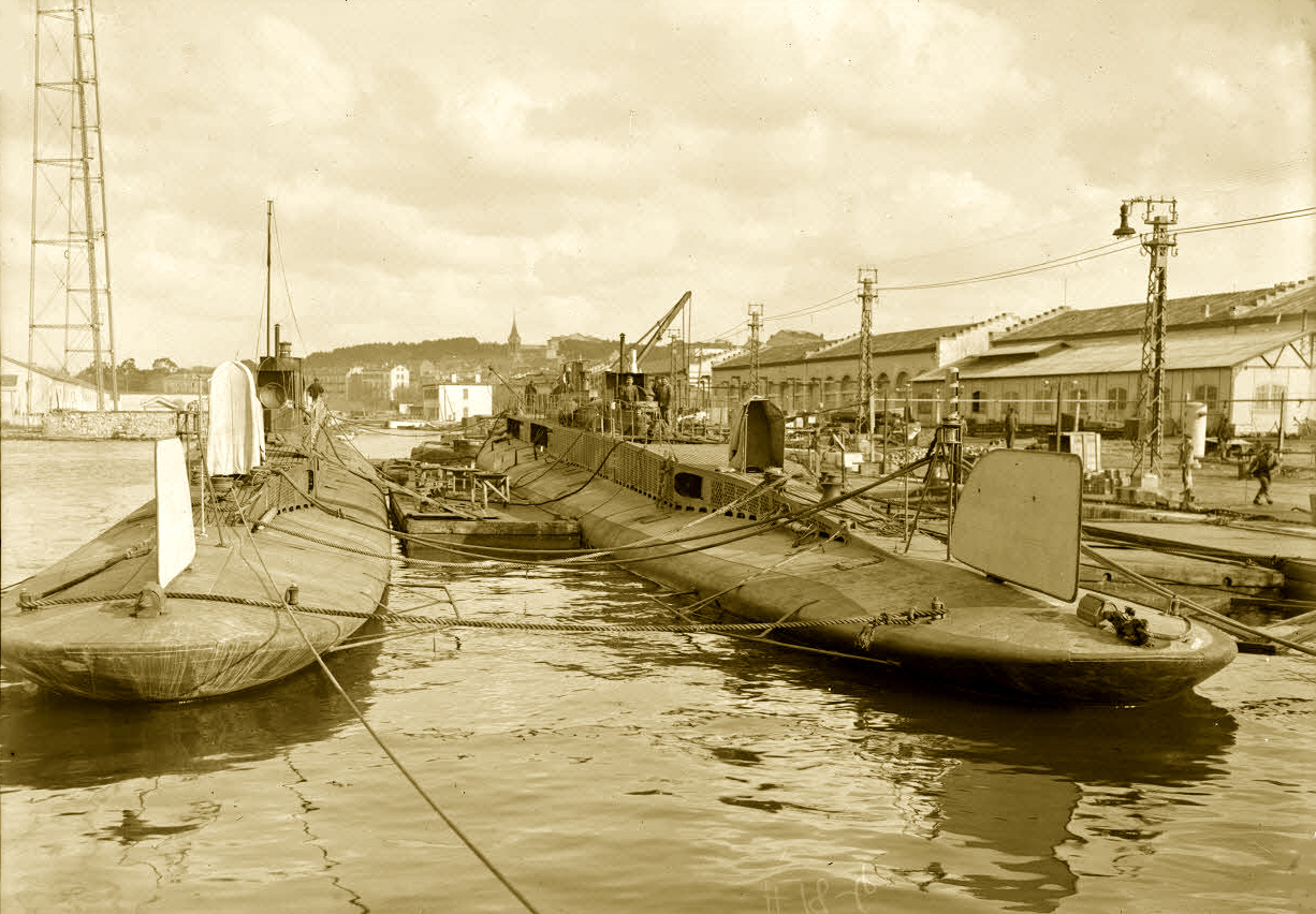 SANÉ – Sous-marin de haute mer – SPA 42 H 1818– .jpg