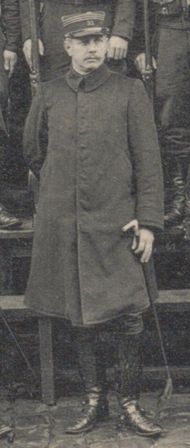 ALBUM_REG_RI033_1911_011_officier.jpg