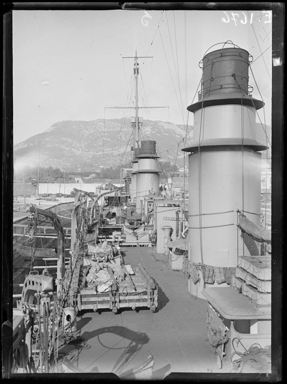 JURIEN DE LA GRAVIERE - Croiseur (ImagesDéfense)