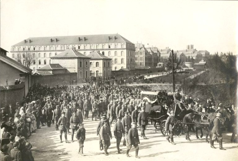 Enterrement Quellennec et Moinier Laon