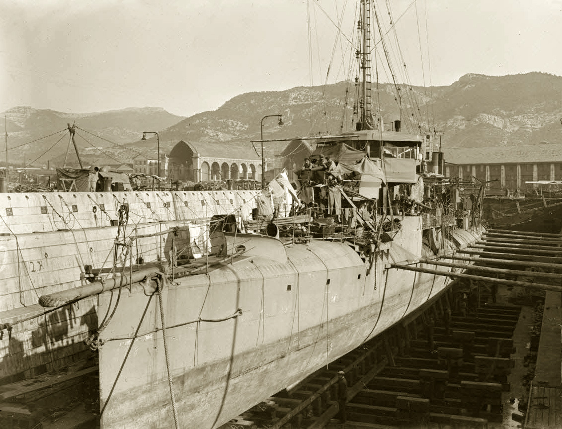 MASSUE – Torpilleur d’escadre – C – S.P.A. 32 E 1568 - .jpg