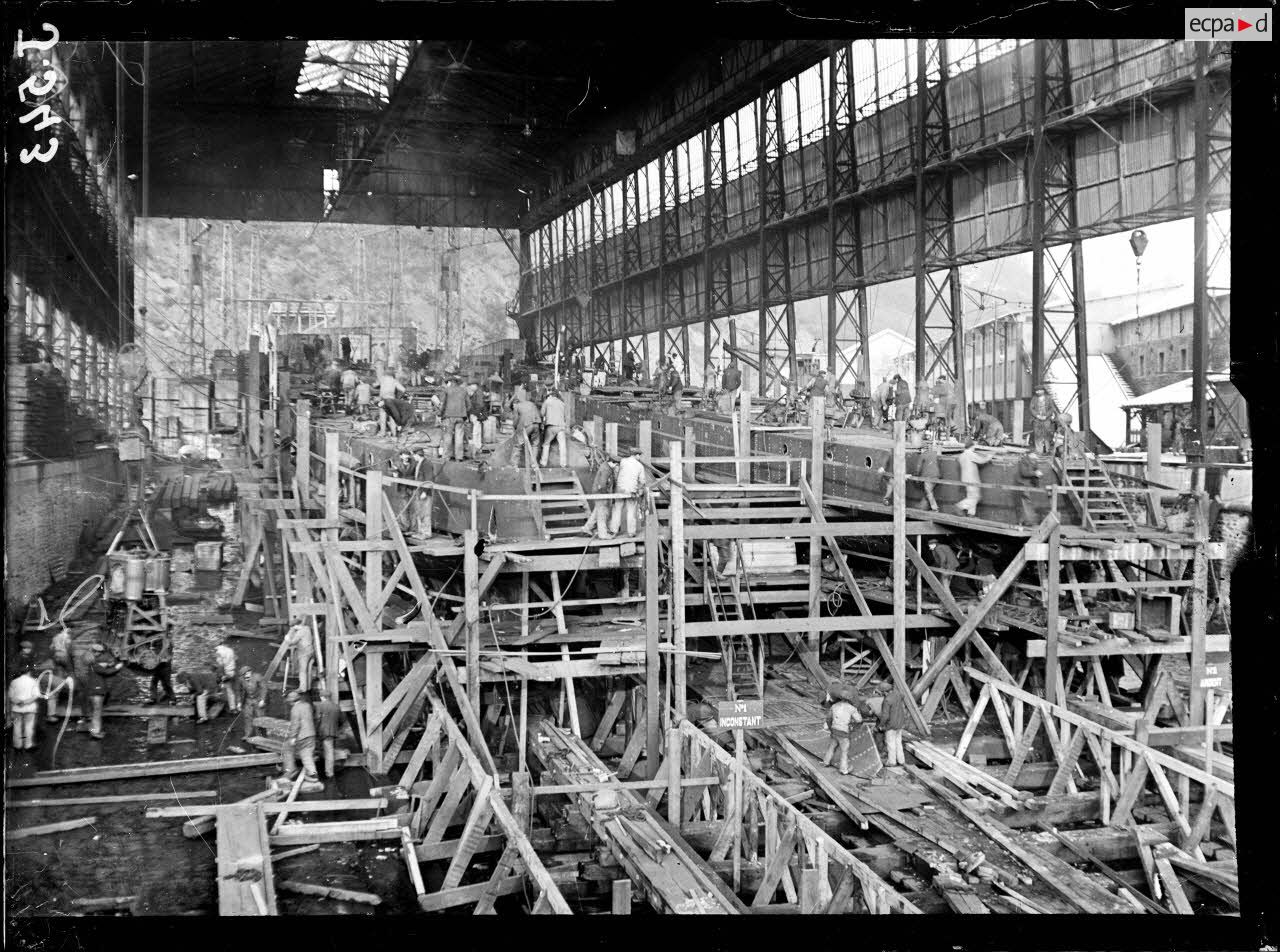 Dragueur canonnière ARDENT - 1916 - Images Défense