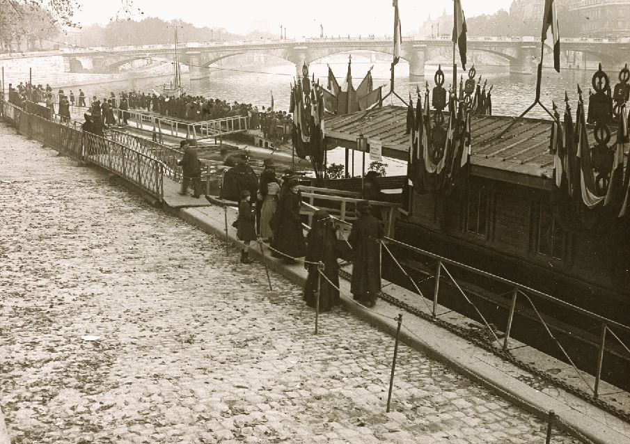 MONTGOLFIER – Sous-marin de haute mer – (P.-P.) 4C-EPF-004-1220 – - .JPG