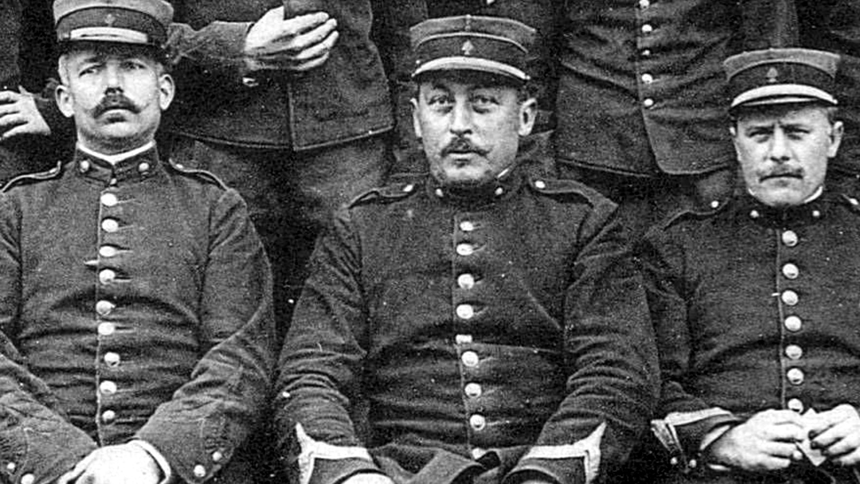 1909 Cavaliers de manège 3.jpg