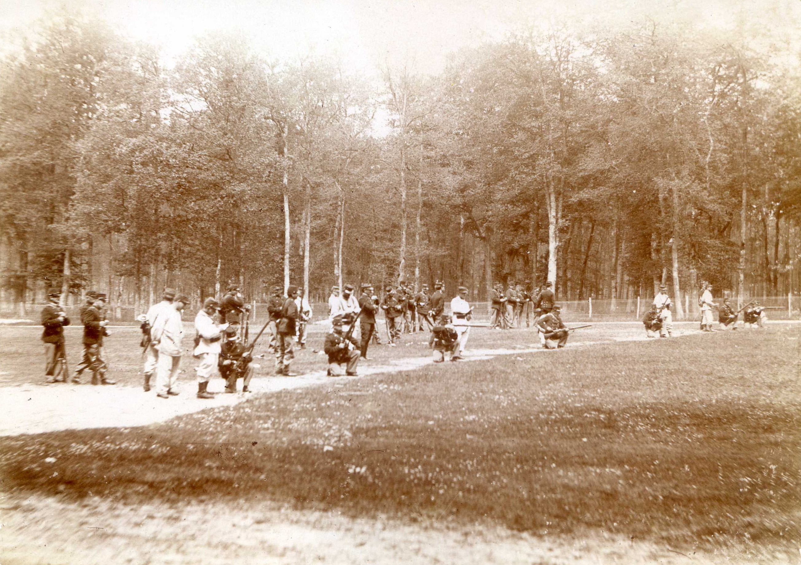 54e RI -5- Tir à genoux.jpg