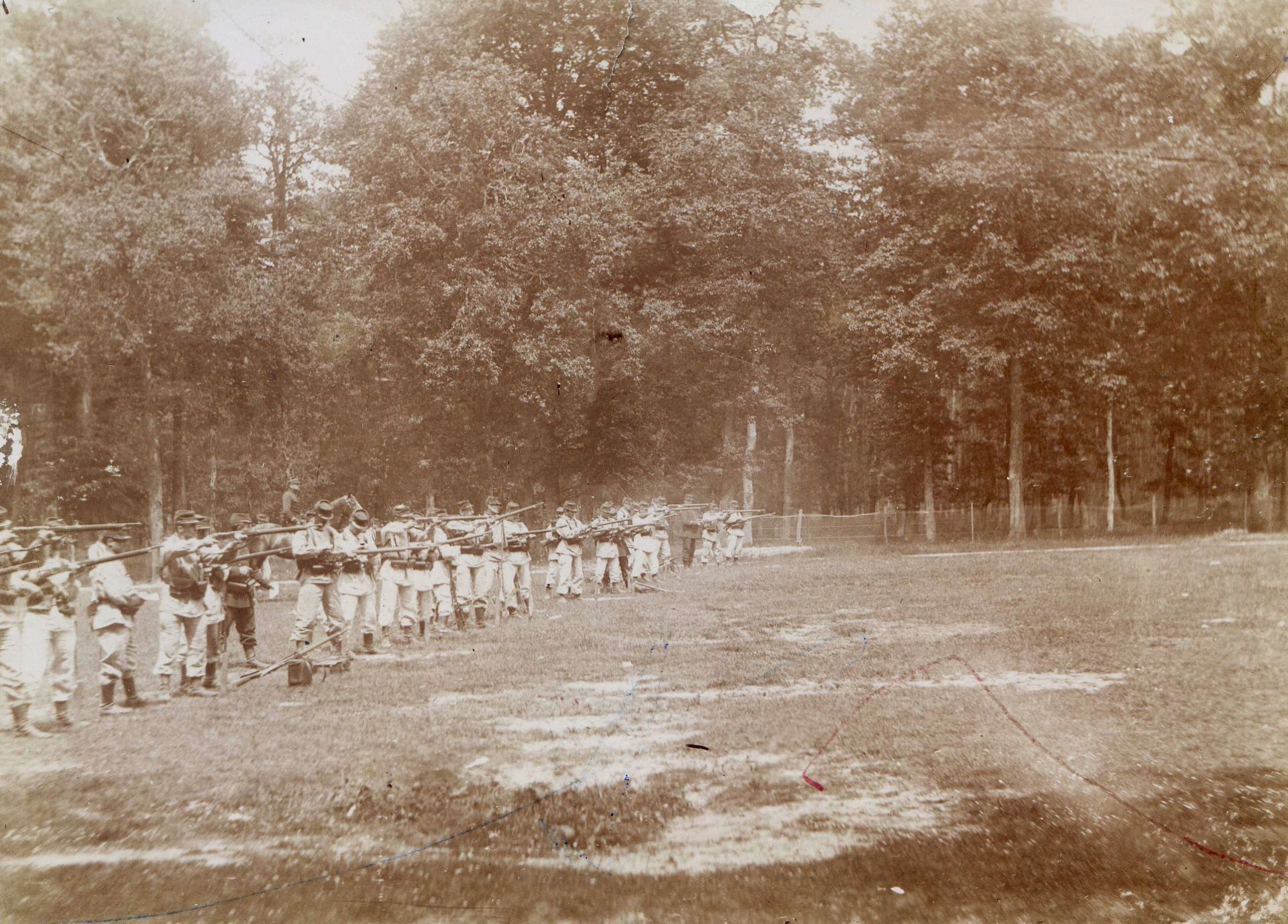 54e RI - 6- Tir debout.jpg