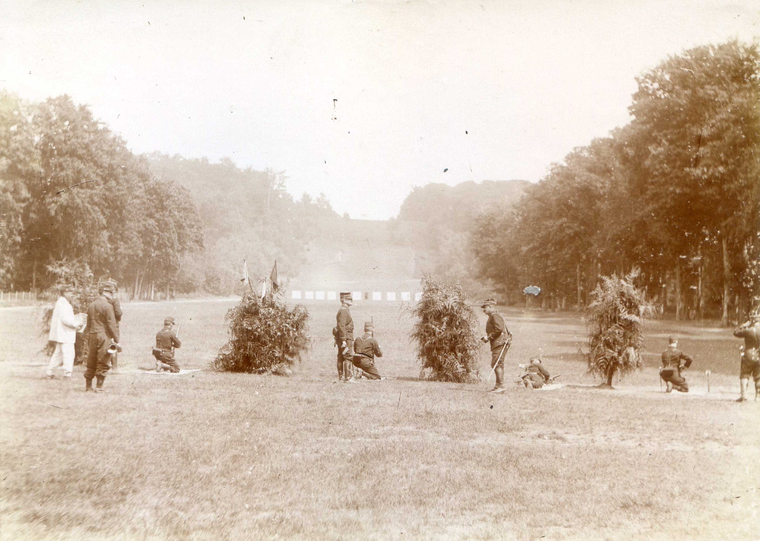 54e RI -9- Tir d'honneur.jpg