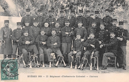 22e COLONIAL HYERES 1910 Clairons 2.jpg