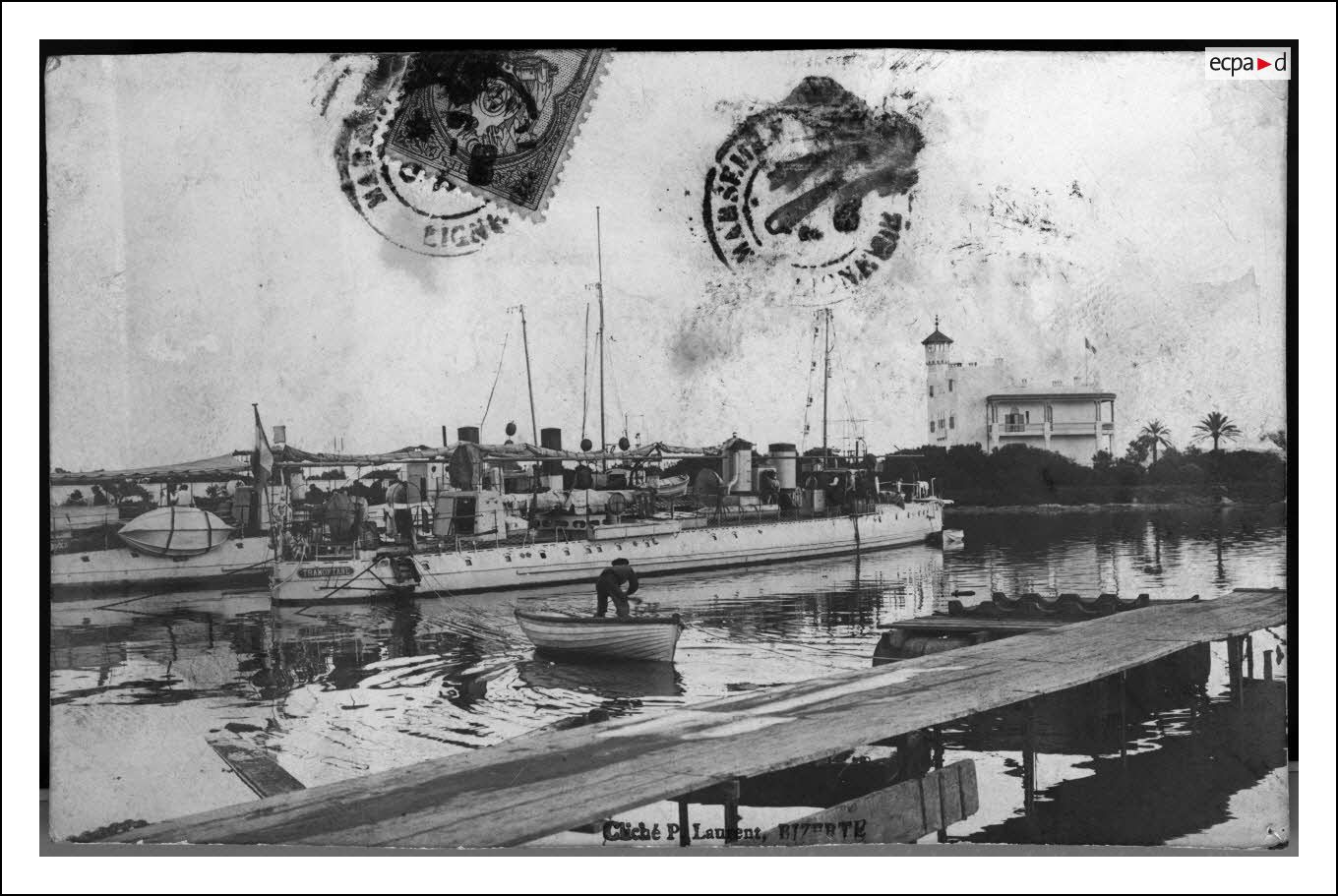 Le torpilleur Tramontane dans la baie de Ponty, à Bizerte, entre 1901 et 1921.