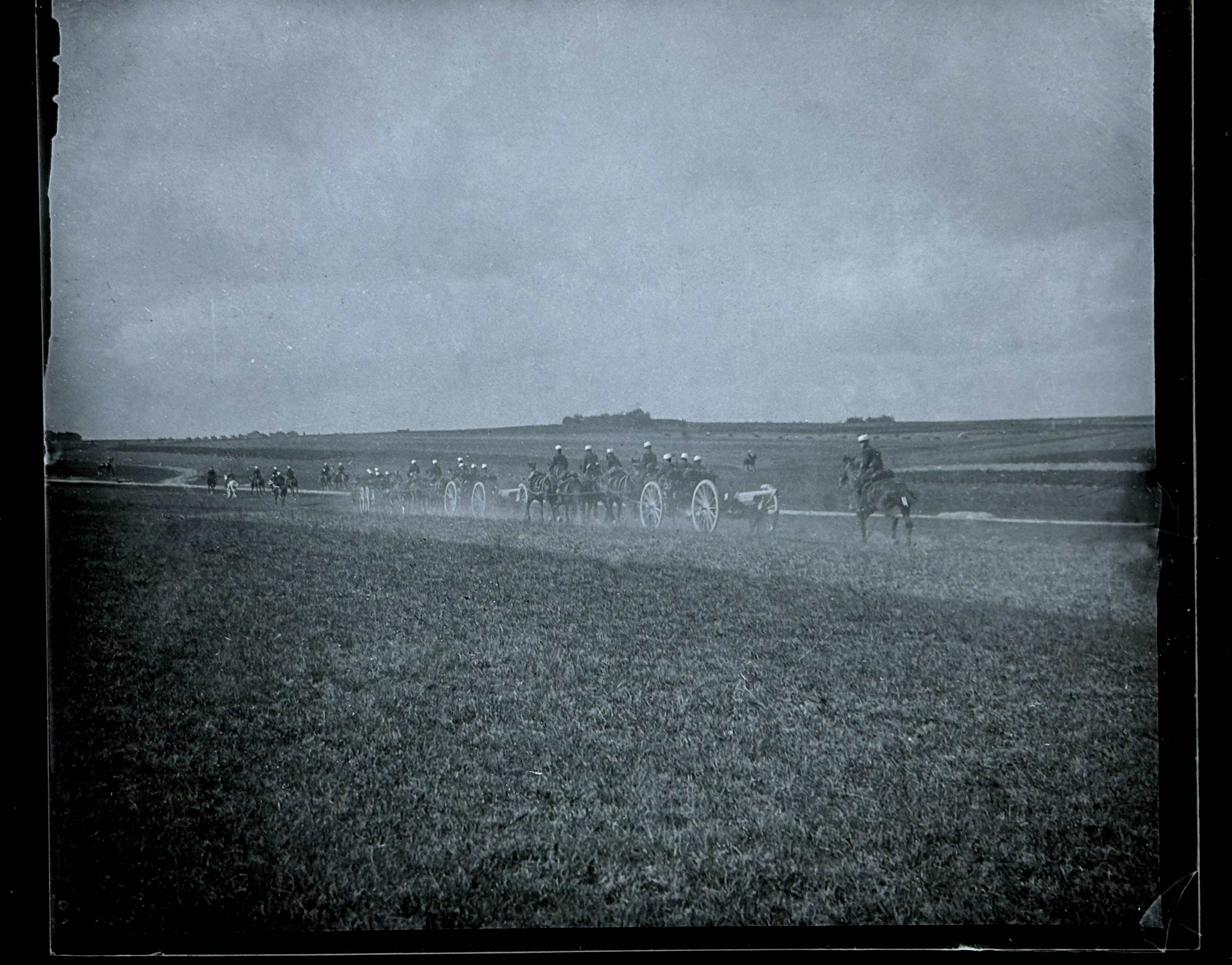 French troops on horses guns 1a.jpg
