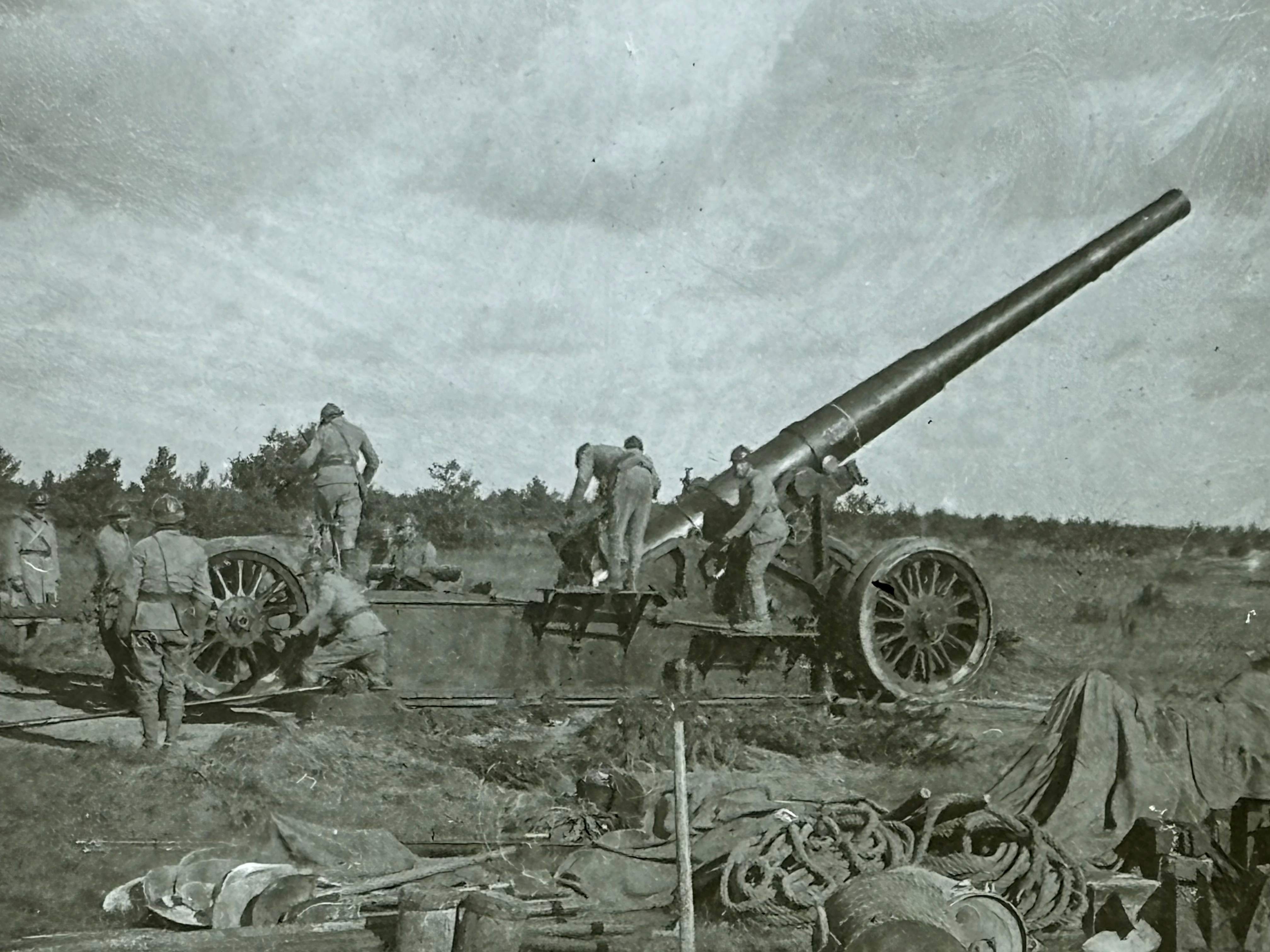 french gun 4 small.jpg