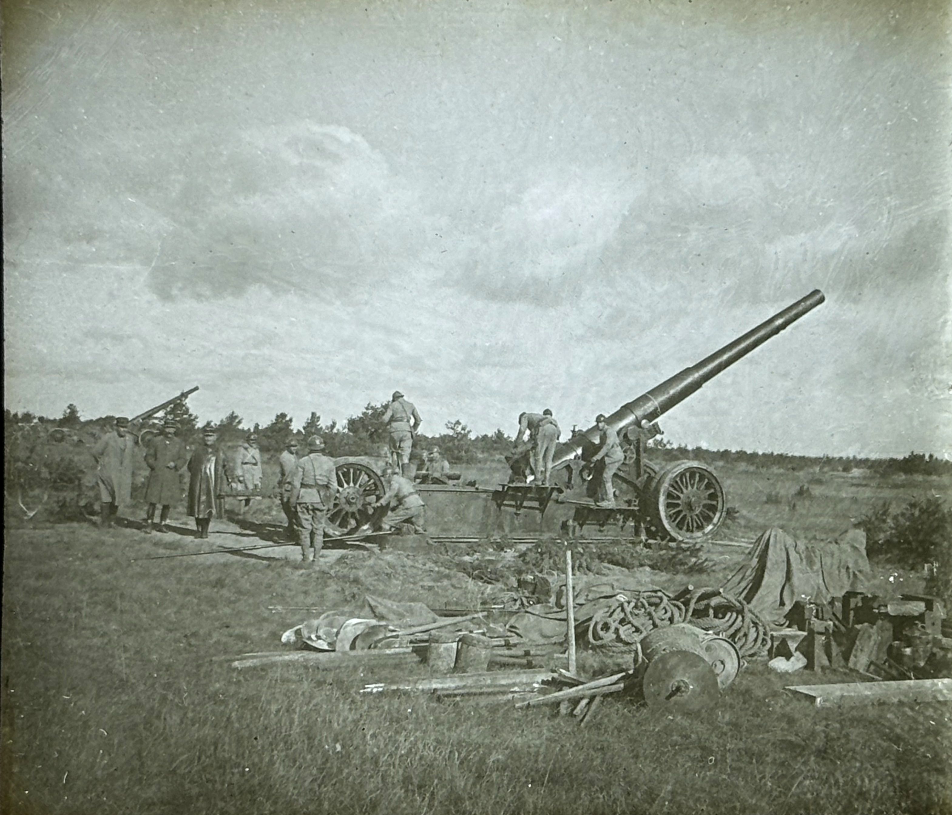 french gun 12 small.jpg