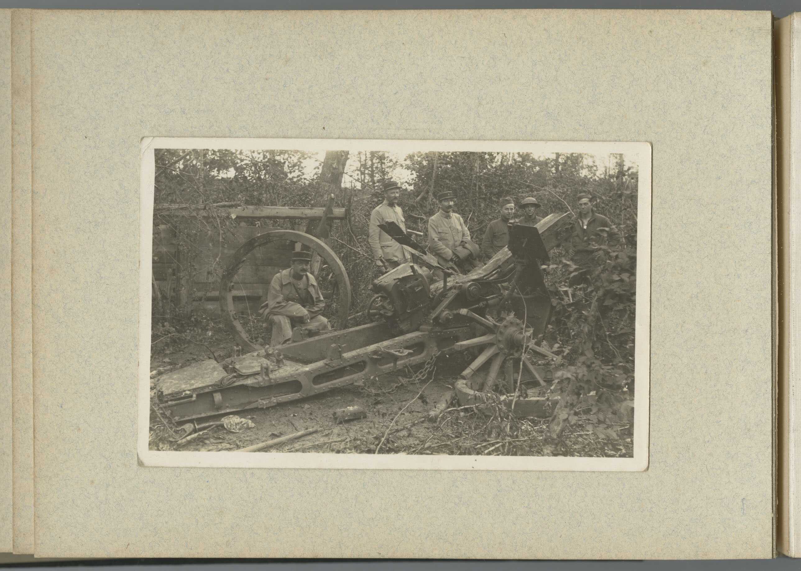 Album de photographies non légendées - 1 Num 16 1 - Lot 1 - Média 60 - Archives départementales de la Marne.jpg