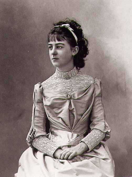 Elisabeth_de_Gramont_-_Nadar_-_1889.jpeg