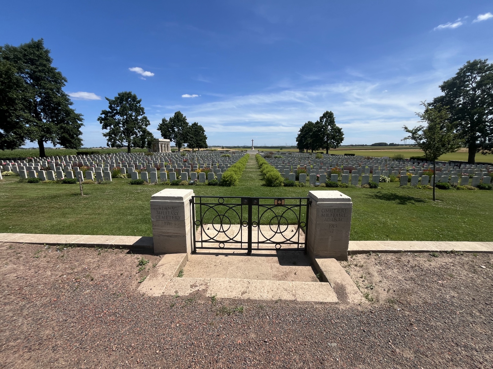 Cimetière militaire Adanac, Miraumont, Somme, France. Photographie Ritchie Conaghan.