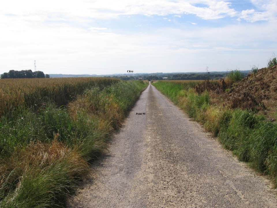 Cléry chemin creux 2.JPG