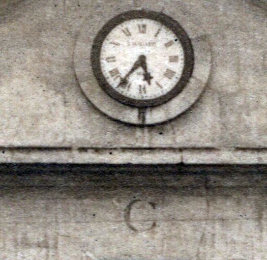 CPA Caserne avec panier devant la lettre.jpg